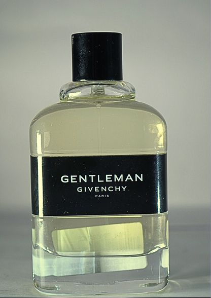 Givenchy Gentleman – The Modern Gentleman’s Signature Scent